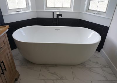 free standing tub